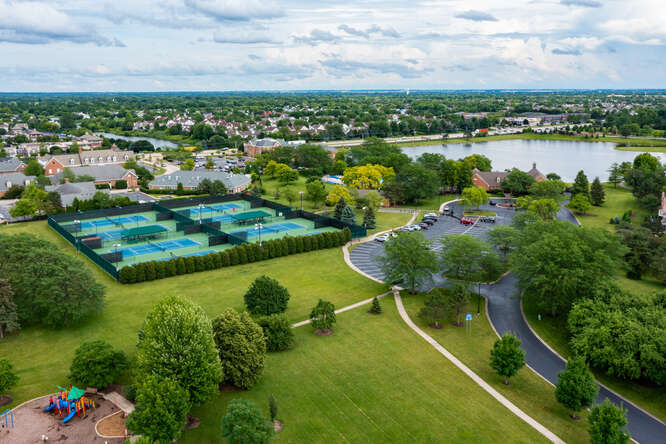 1480 Aberdeen Court Unit: 1480