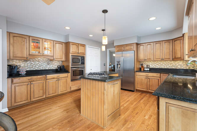 1480 Aberdeen Court Unit: 1480