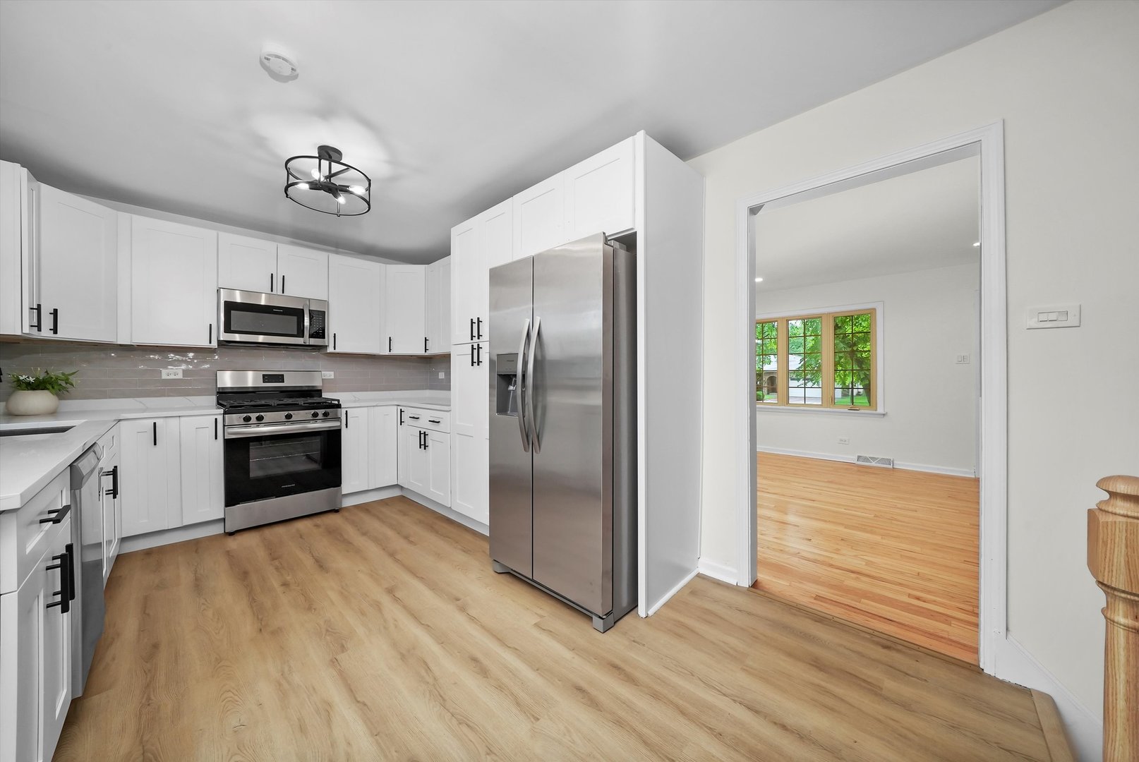 656 Bryn Mawr Avenue