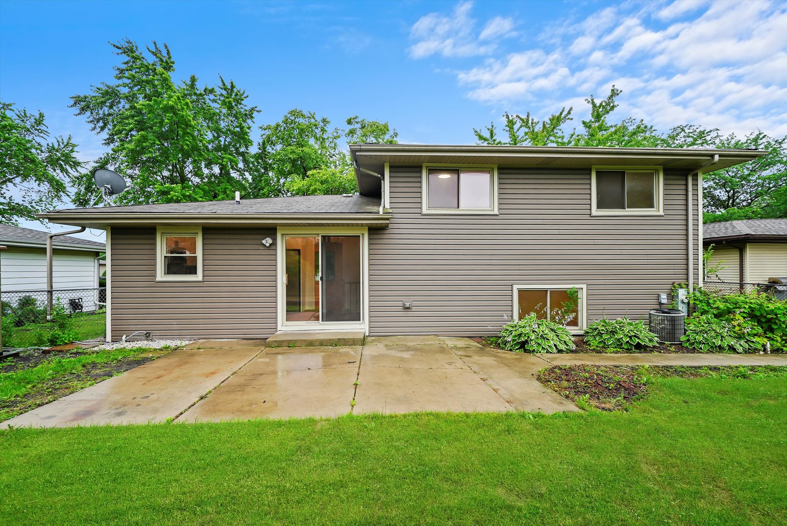 656 Bryn Mawr Avenue