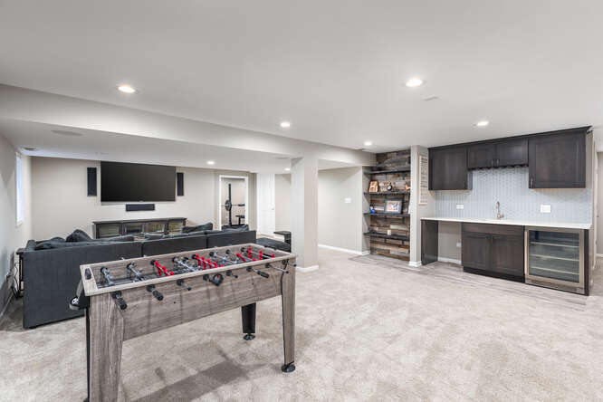 1530 White Eagle Drive