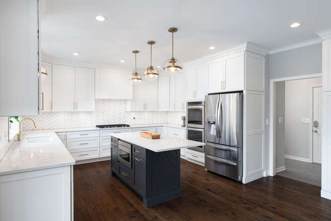 1530 White Eagle Drive