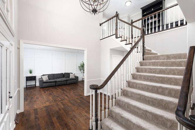 1530 White Eagle Drive