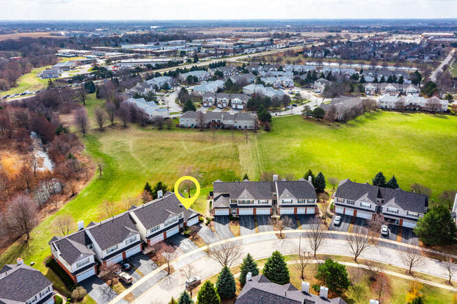 24100 W Walnut Circle Unit: 24100