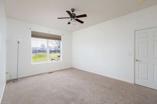 24100 W Walnut Circle Unit: 24100