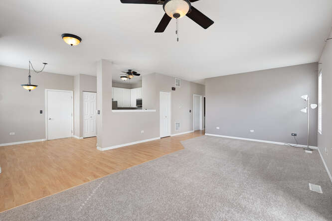 24100 W Walnut Circle Unit: 24100