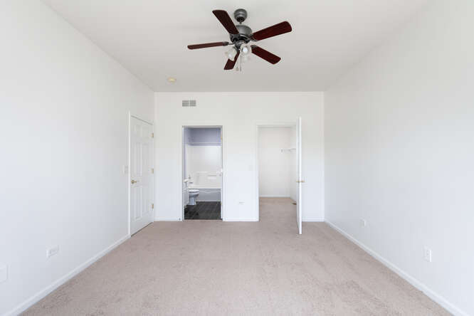 24100 W Walnut Circle Unit: 24100