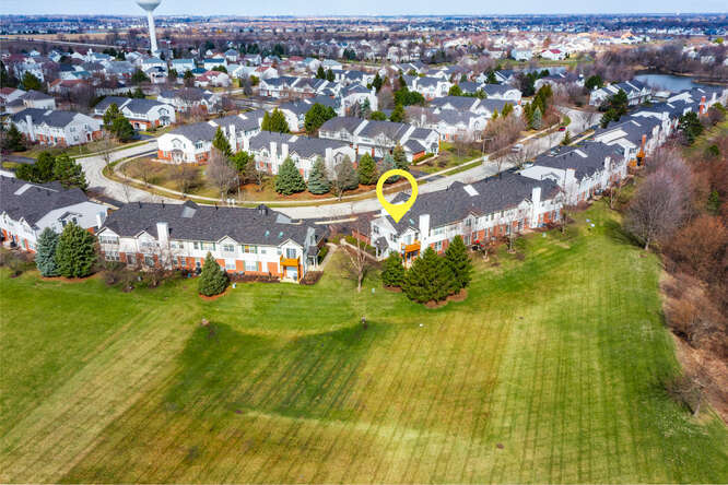 24100 W Walnut Circle Unit: 24100