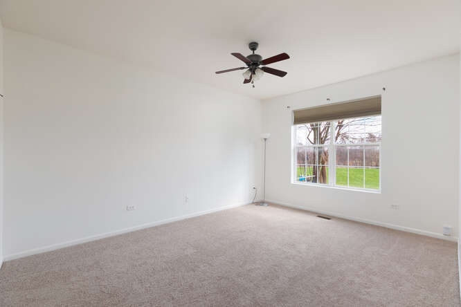 24100 W Walnut Circle Unit: 24100