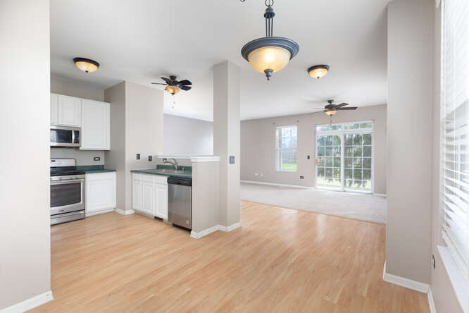 24100 W Walnut Circle Unit: 24100