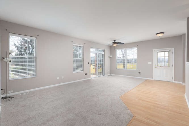 24100 W Walnut Circle Unit: 24100