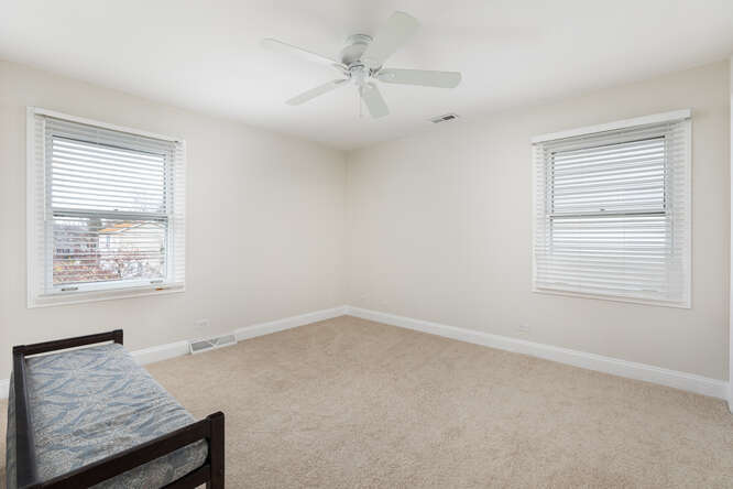 148 S Montclair Avenue