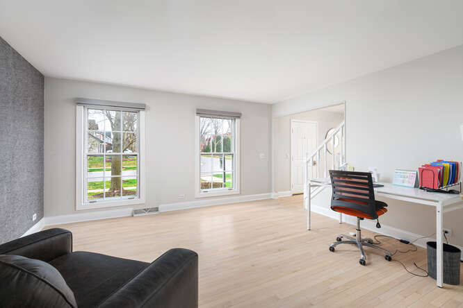 148 S Montclair Avenue