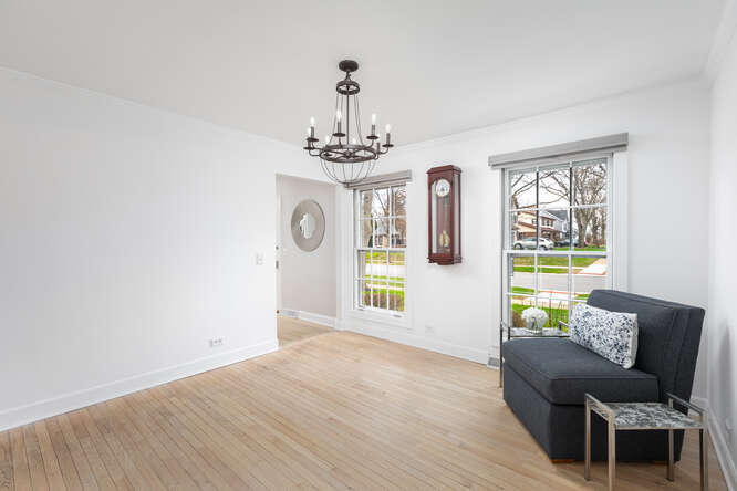 148 S Montclair Avenue