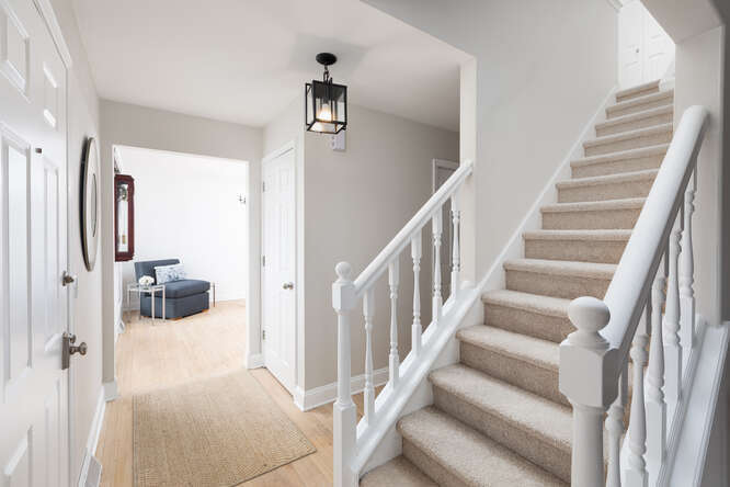 148 S Montclair Avenue