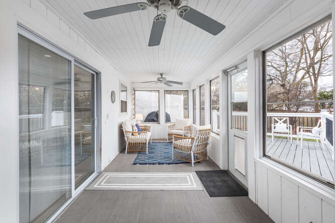 148 S Montclair Avenue