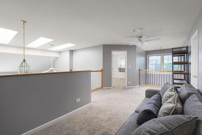 1528 Aberdeen Court Unit: 1528