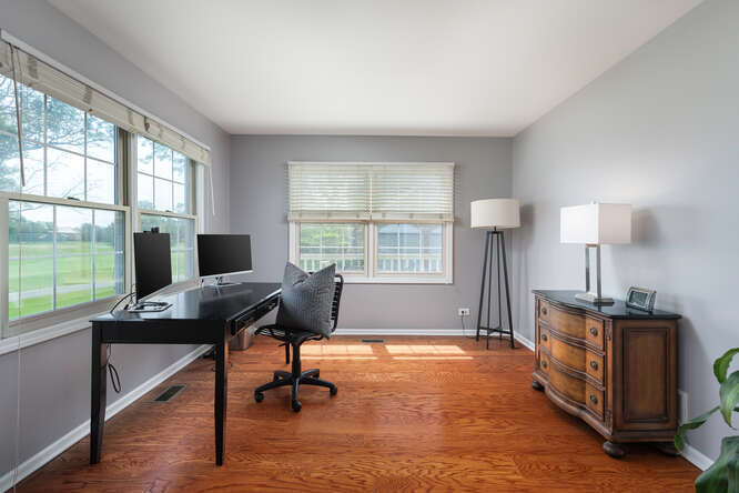 1528 Aberdeen Court Unit: 1528