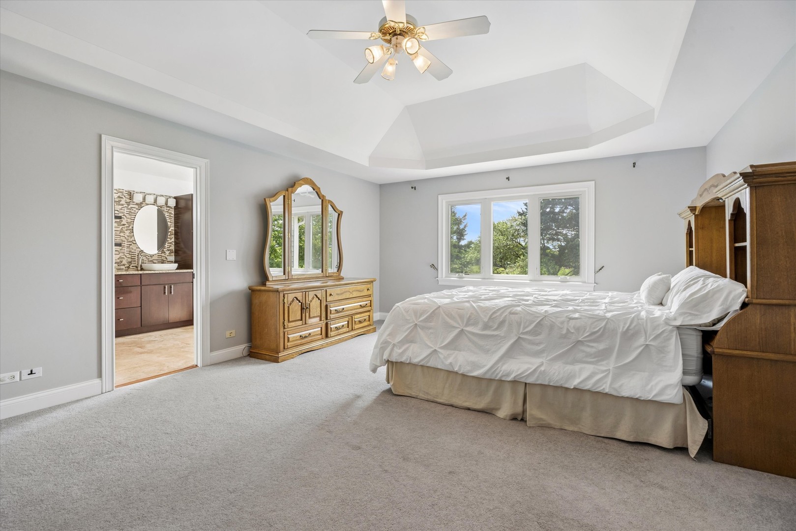 2459 Fawn Lake Circle