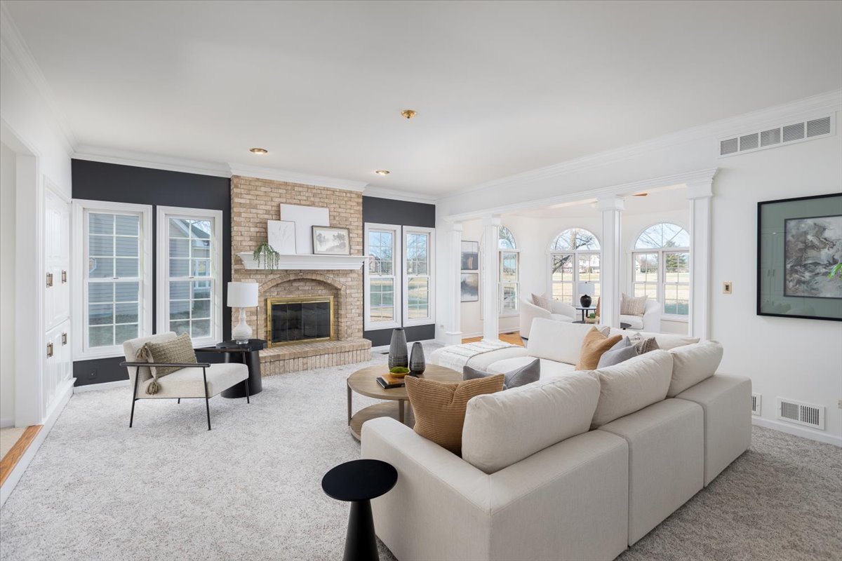 1517 Pine Lake Drive