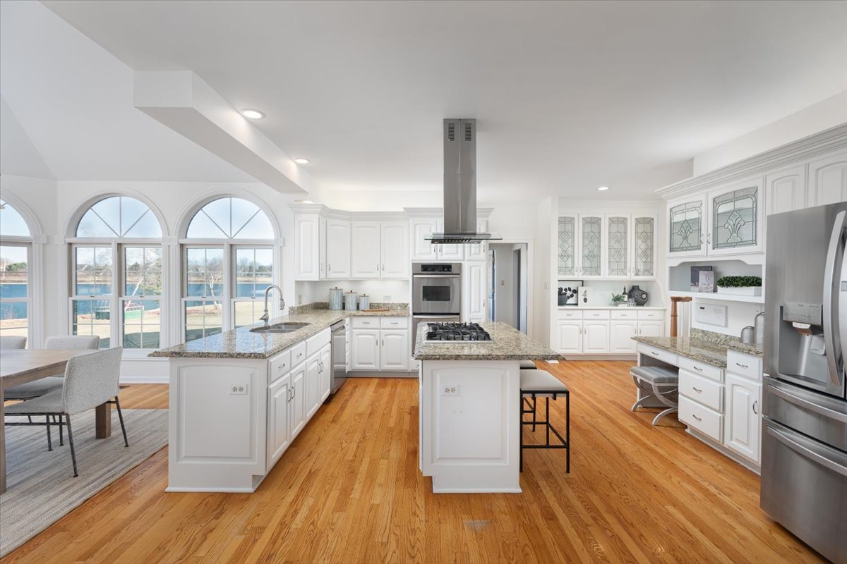 1517 Pine Lake Drive