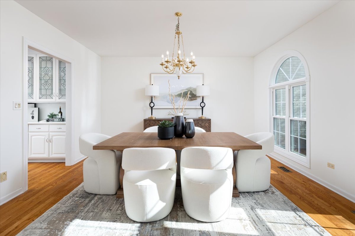 1517 Pine Lake Drive