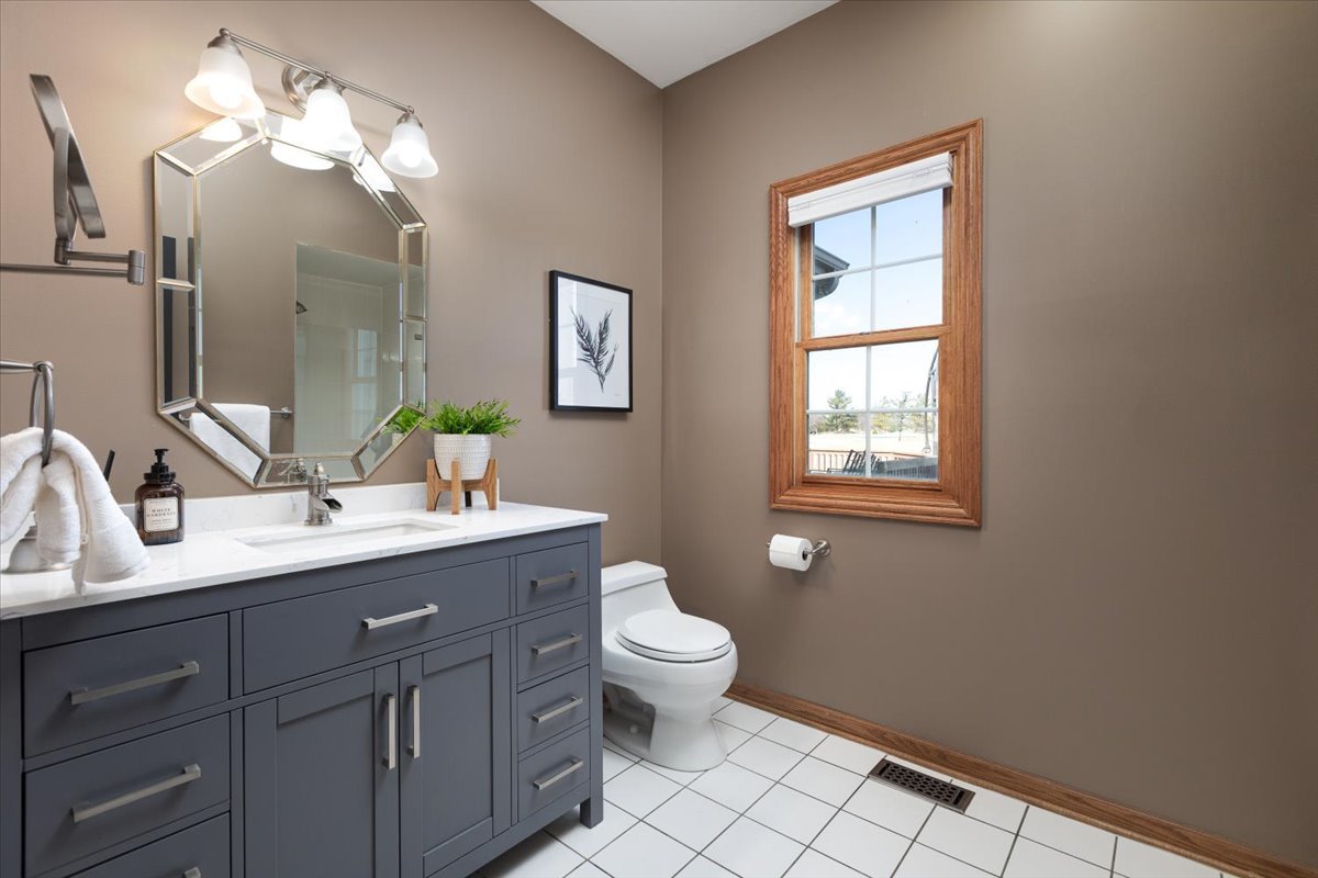 1517 Pine Lake Drive