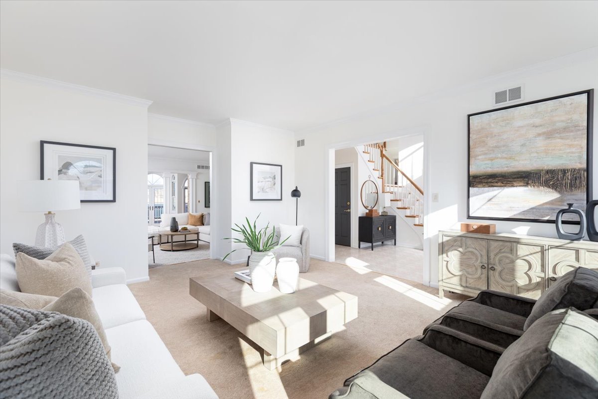 1517 Pine Lake Drive