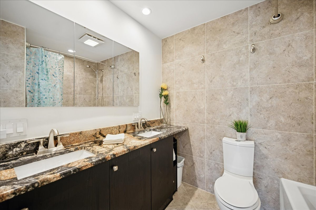 2640 FOREST GLEN Trail