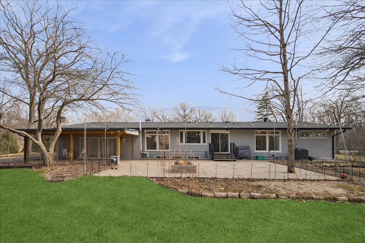 2640 FOREST GLEN Trail