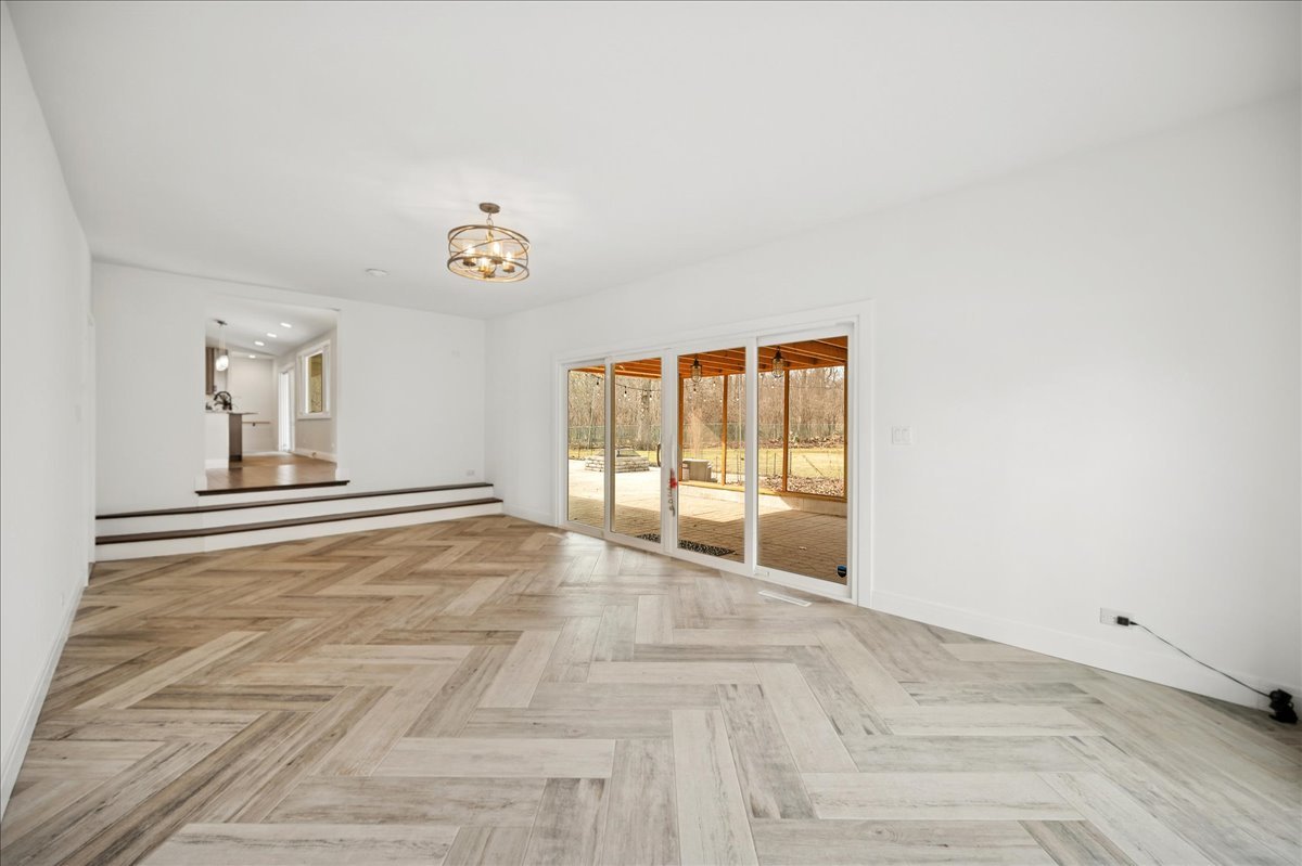 2640 FOREST GLEN Trail