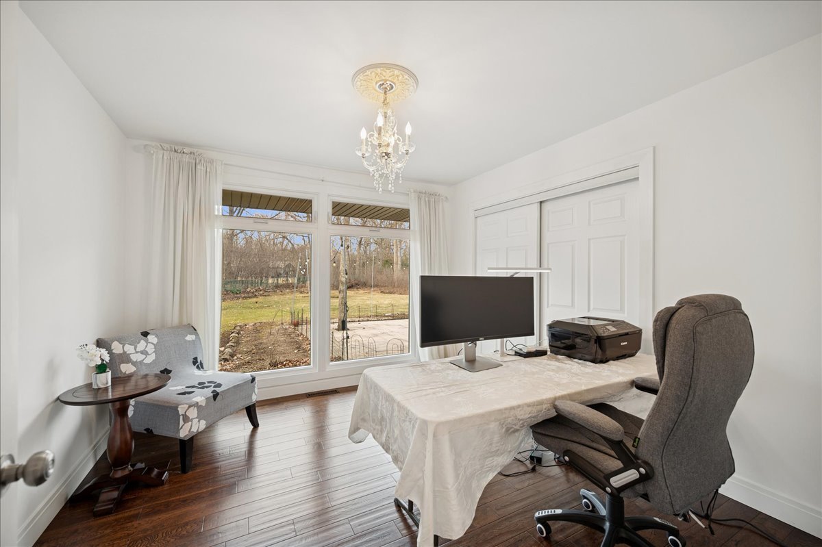 2640 FOREST GLEN Trail