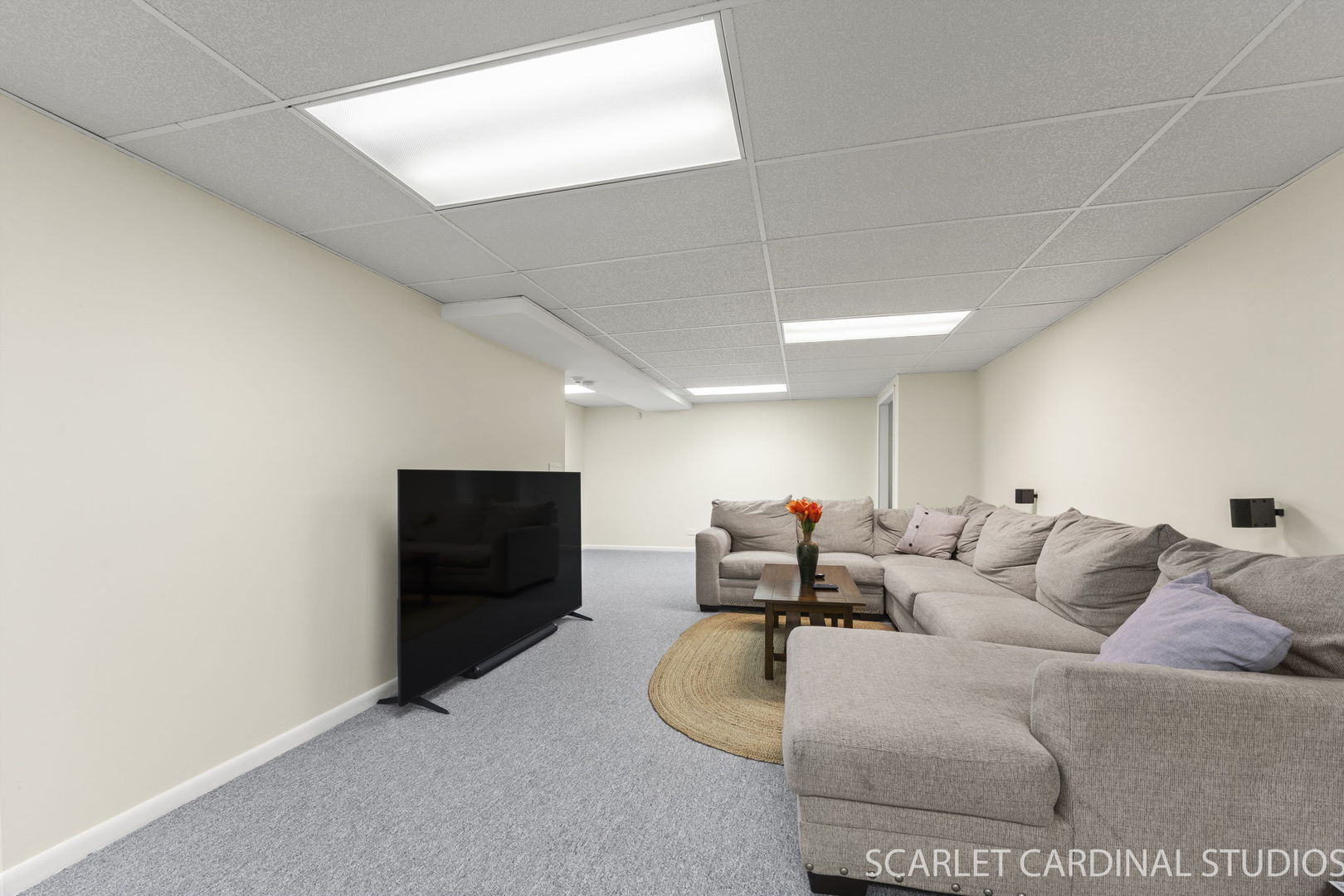 4042 Broadmoor Circle