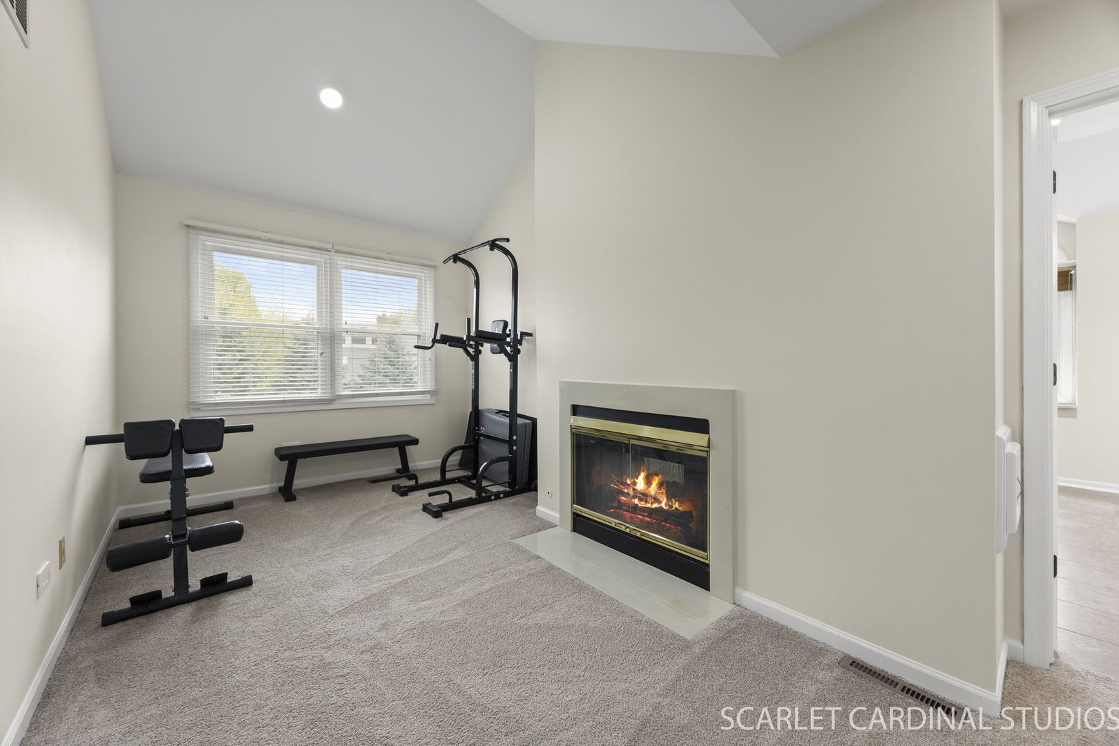 4042 Broadmoor Circle