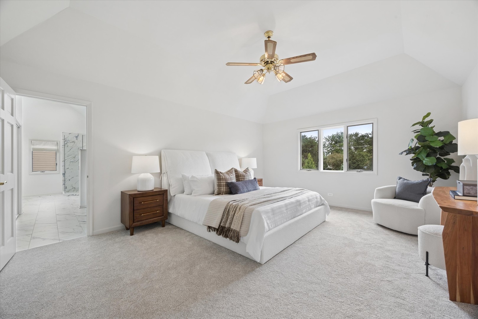 4012 Broadmoor Circle