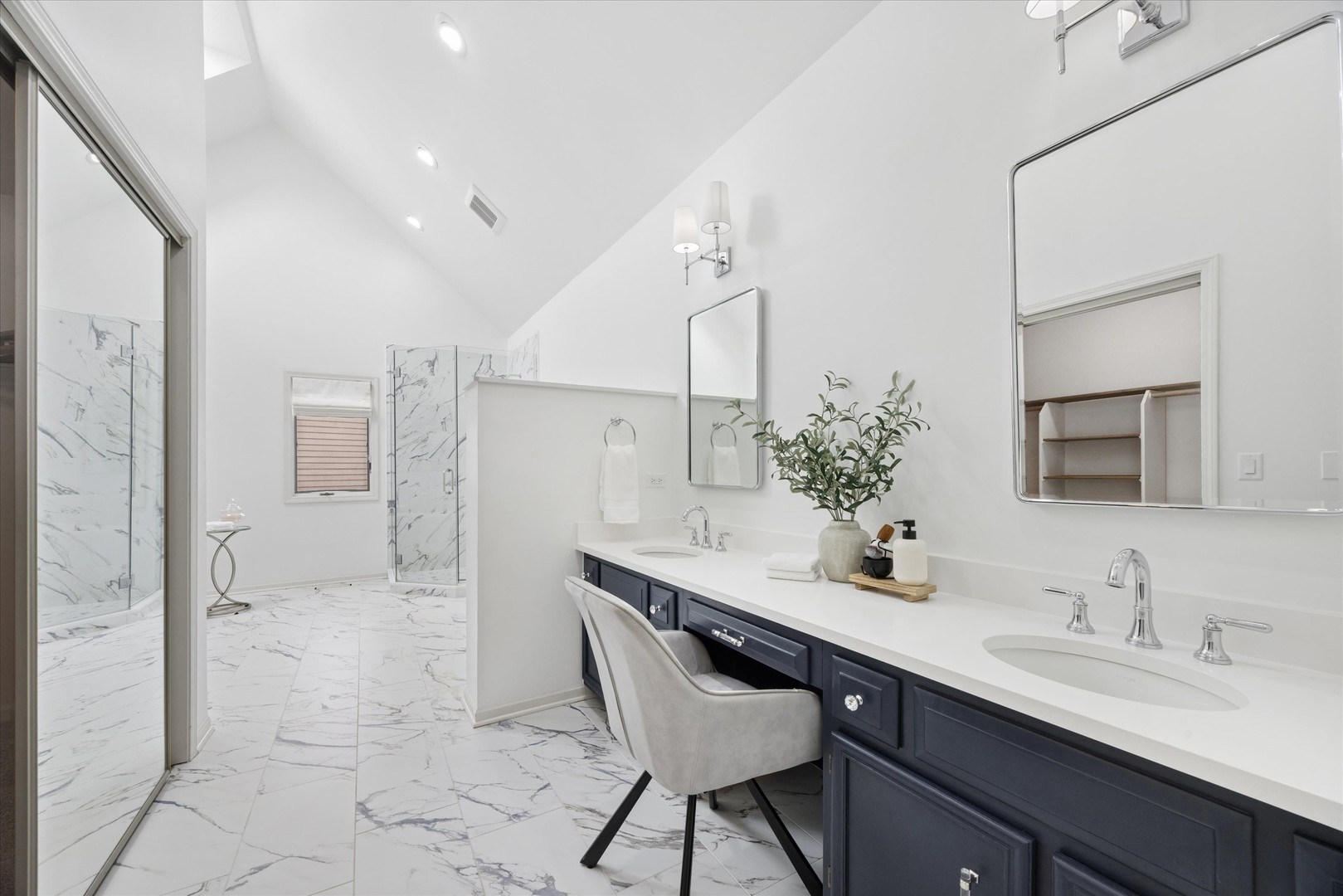 4012 Broadmoor Circle