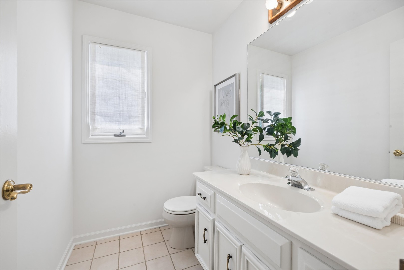 4012 Broadmoor Circle