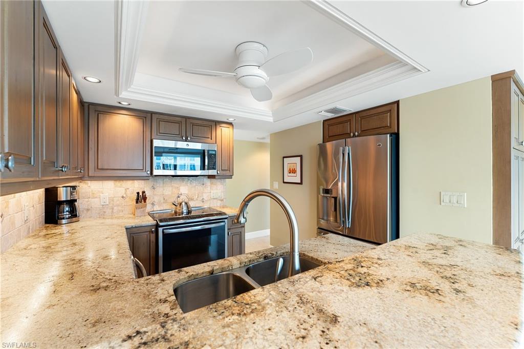 4451 Gulf Shore BLVD N # 1901