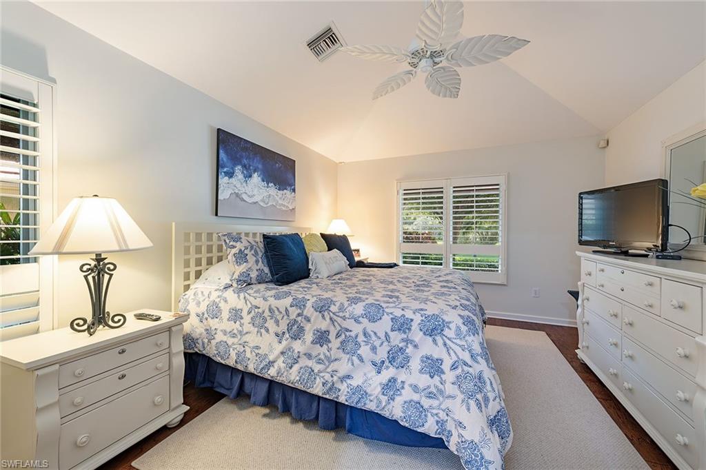 805 Pine Village LN