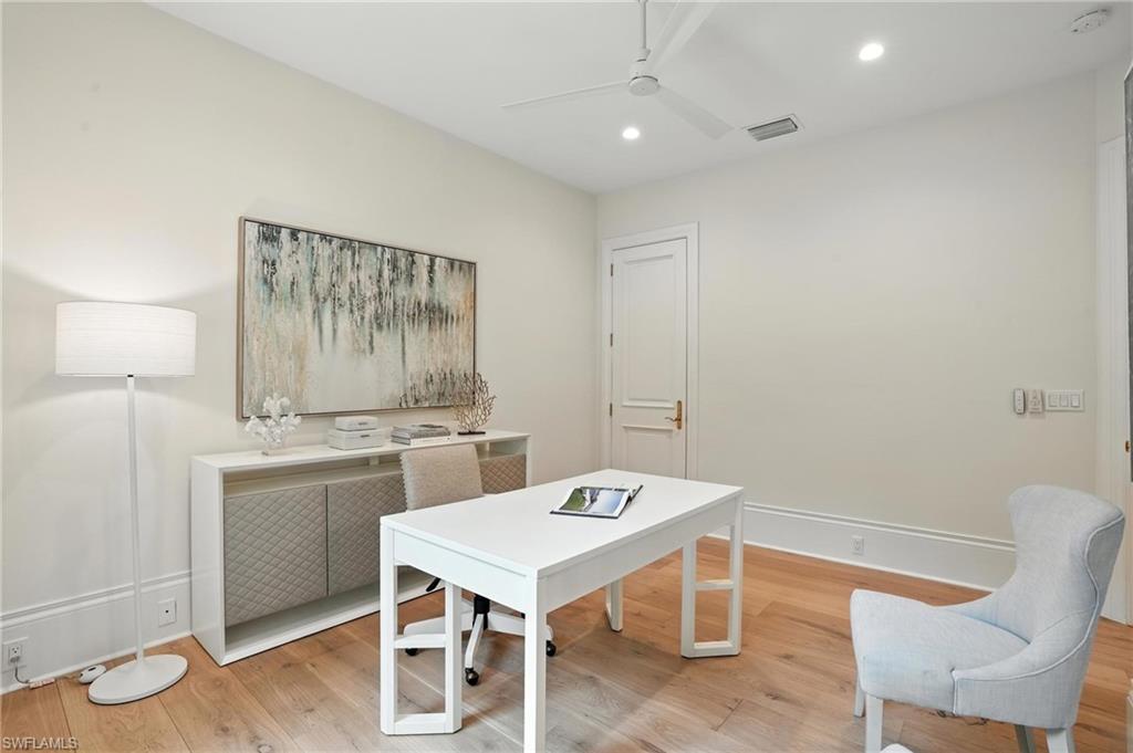 2547 Avila LN, NAPLES