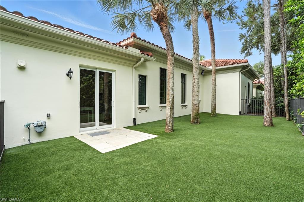 2547 Avila LN, NAPLES