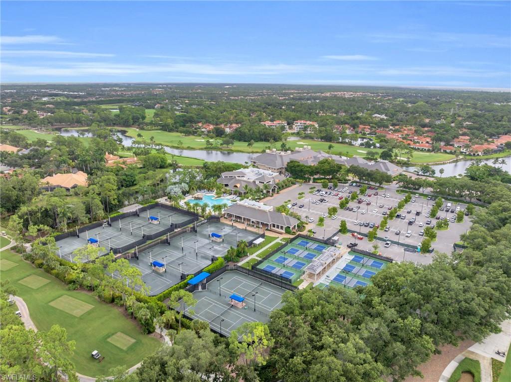 2547 Avila LN, NAPLES