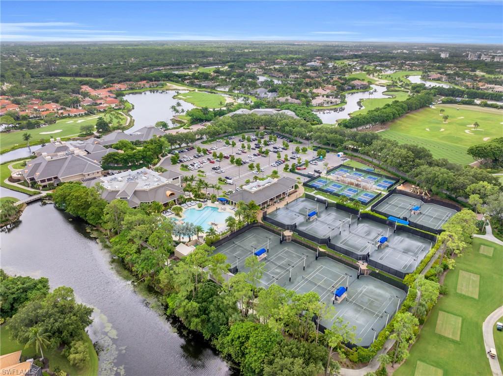 2547 Avila LN, NAPLES