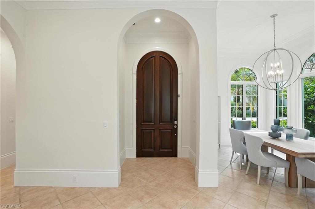 2547 Avila LN, NAPLES