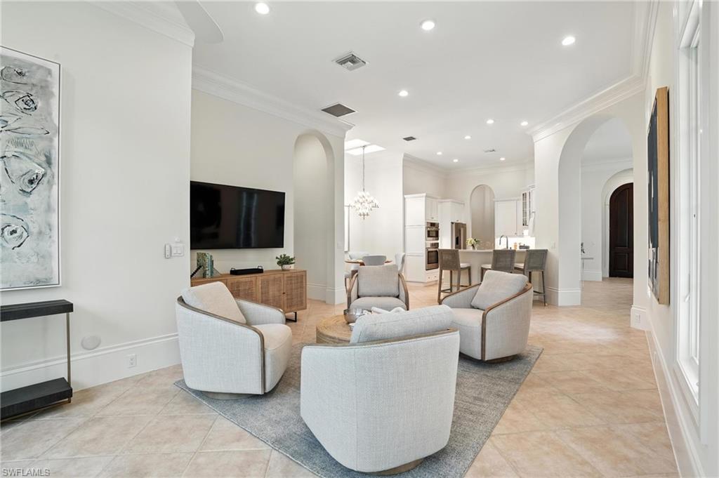 2547 Avila LN, NAPLES