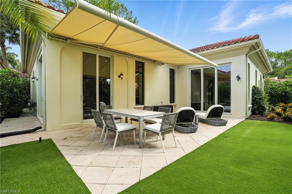 2547 Avila LN, NAPLES