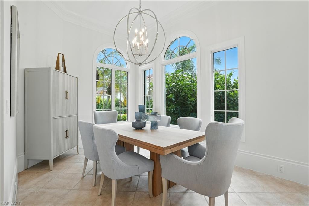 2547 Avila LN, NAPLES