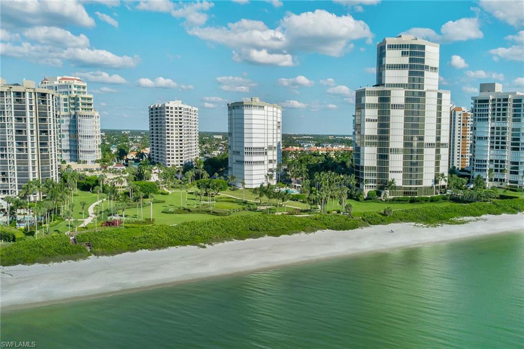 4401 Gulf Shore BLVD N # 307