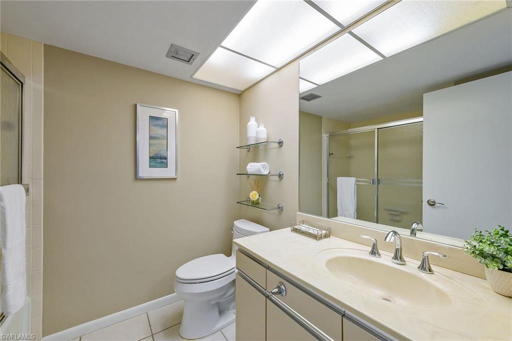 4401 Gulf Shore BLVD N # 307