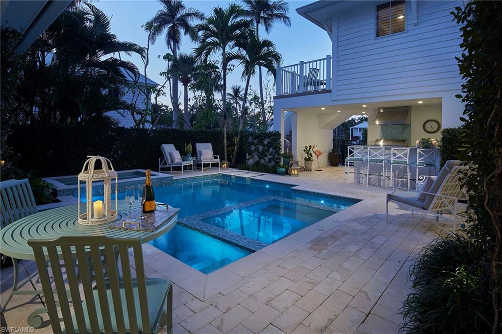 231 11th AVE S, NAPLES